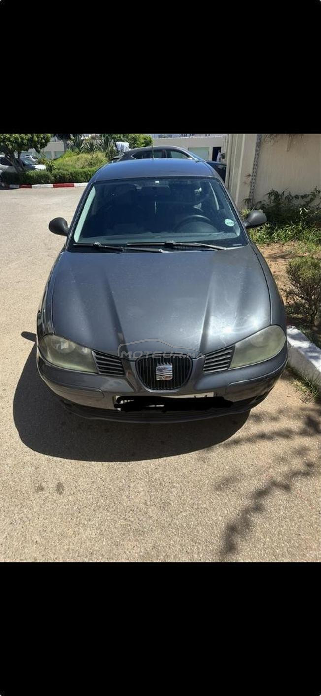 seat Ibiza 1.2 essence très bon état clim