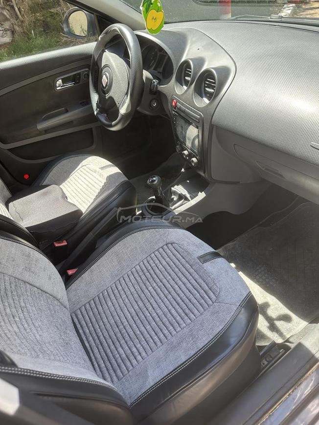 seat Ibiza 1.2 essence très bon état clim