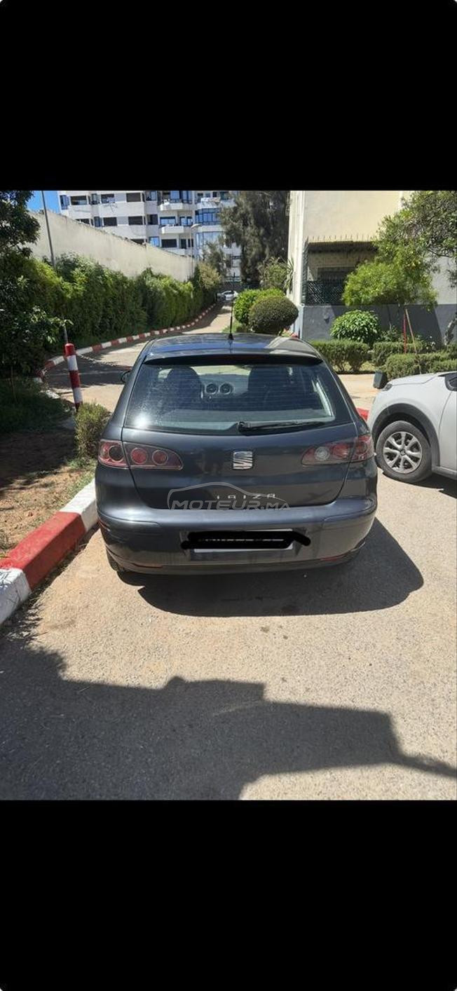 seat Ibiza 1.2 essence très bon état clim