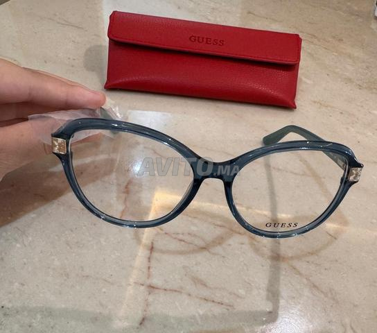 نظارات طبية نسائية أصلية من Guess - 2