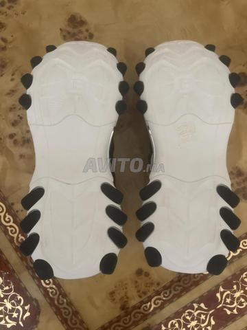 حذاء رياضي بالمان B-East أصلي جديد مقاس 41 - 2