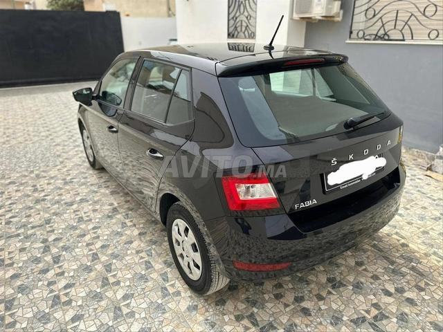 Skoda Fabia Essence Manuelle 2021 à Berkane - 2