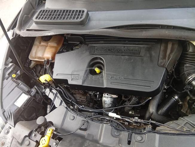 Ford Kuga سيارة فورد للبيع