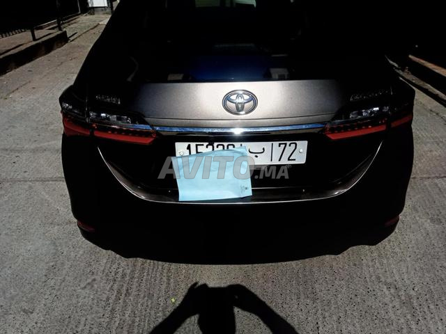 Toyota Corolla - 2