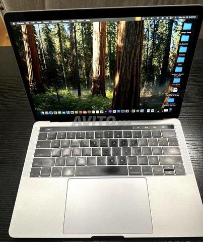 MacBook Pro 13 pouces 2019 - i7 - 16Go - 512Go