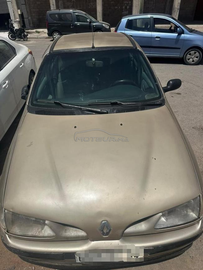 Renault Megane Diesel Manuelle 1999 à Youssoufia