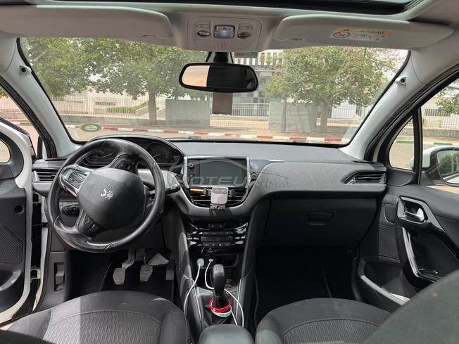 Peugeot 208 White edition 2019