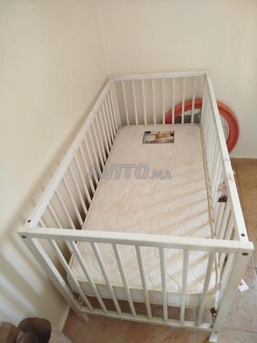 Lit de bébé à vendre - 2