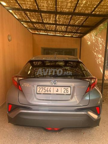 🚗 À VENDRE – Toyota C-HR Hybride 2022
