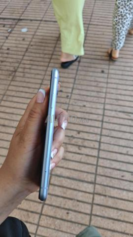 iPhone 11 - 2