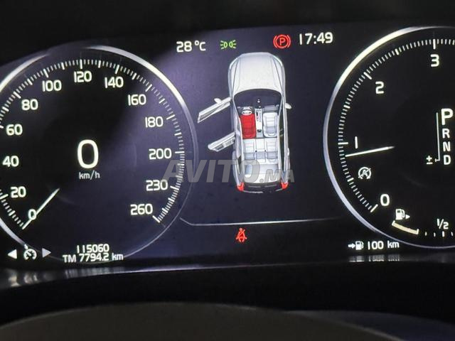 Volvo XC60 D4 Momentum 4x4 Automatique - 2