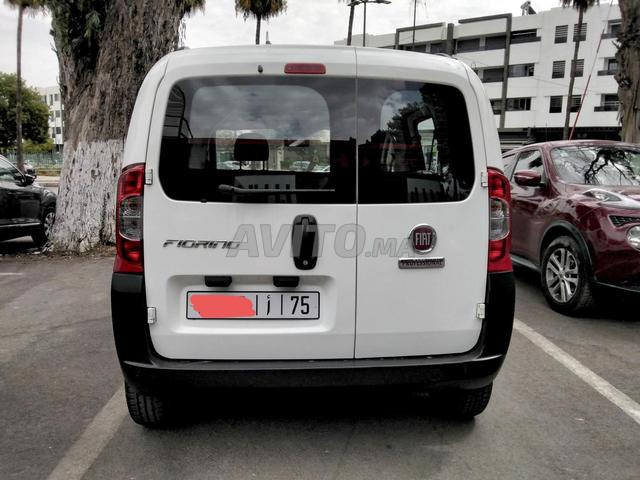 Fiat Fiorino climatisée 2023 78000 km - 2