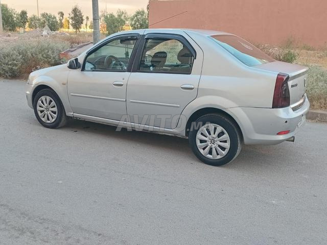 داسيا لوجان 2011 - 2
