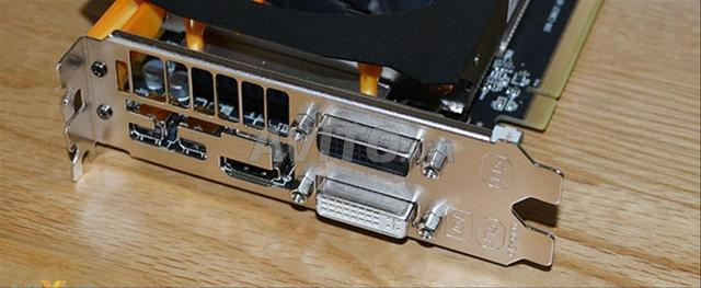Amd r9 280X 3Gb Vram ddr5 بحالة جيدة - 2