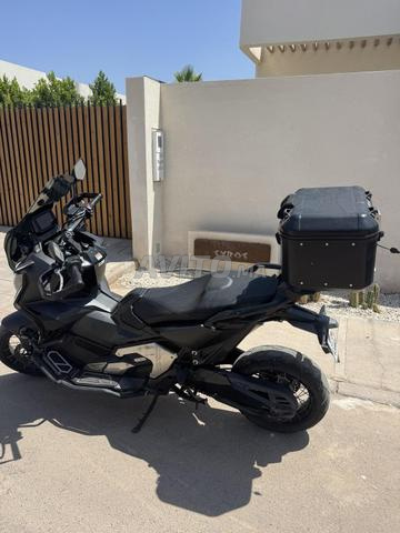 XADV 750 بحالة جيدة - 2