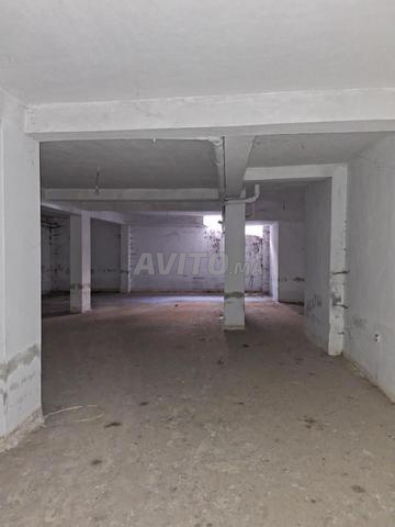 Magasin à vendre... Garage à vendre - 2