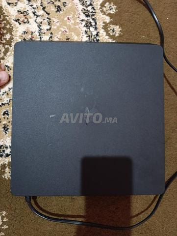🎮 PS4 Slim 1TB avec 8 jeux gratuits - 2