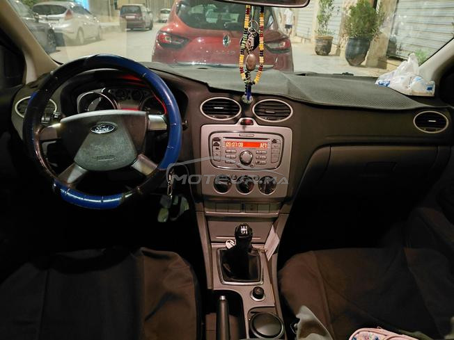 ford focus en tres bonne etat 