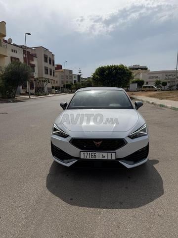 Cupra Leon 2024 à vendre en excellent état.