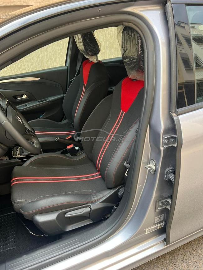 je met en vente ma voiture opel corsa