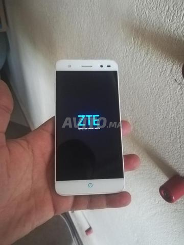 ZTE Blade 16 Go 2 RAM - 2