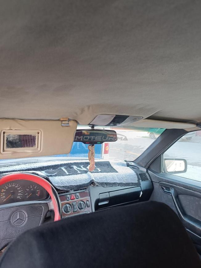 Mercedes-Benz 220 Diesel Manuelle 1997 à Safi