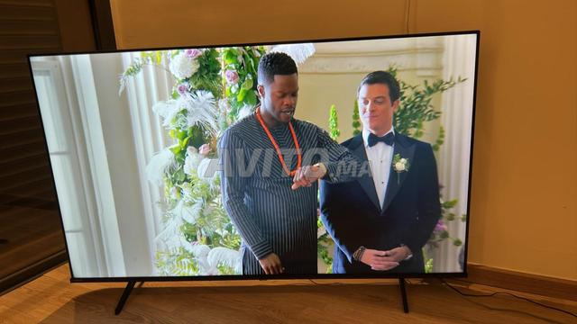 Hisense smart TV 58 pouces comme neuf avec carton