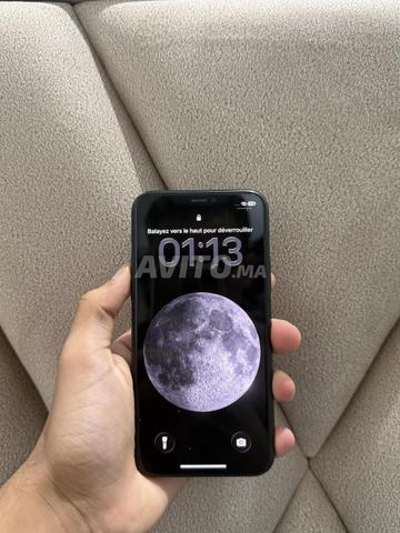 iPhone 11 Pro 64Go Vert Intense — Écran Neuf - 2