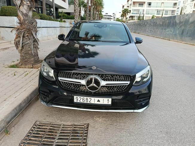  Mercedes-Benz GLC 250d 4MATIC AMG Line Plus