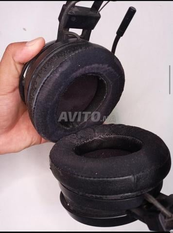 RAZER Nari essential - 2