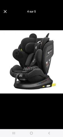 مقعد سيارة isofix kidilo بسعر 1190 درهم حتى 36 كجم