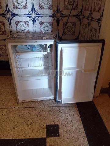 ثلاجة صغيرة مستعملة للزوافرية