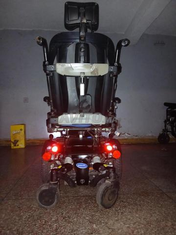 كرسي متحرك كهربائي فرنسي invacare - 2