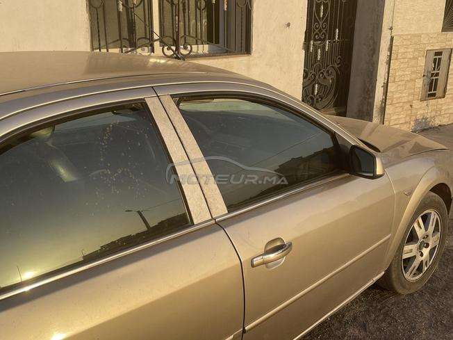 Ford Mondeo Diesel Manuelle 2004 à Khouribga
