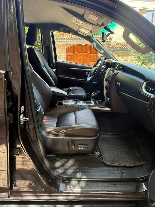 TOYOTA FORTUNER 