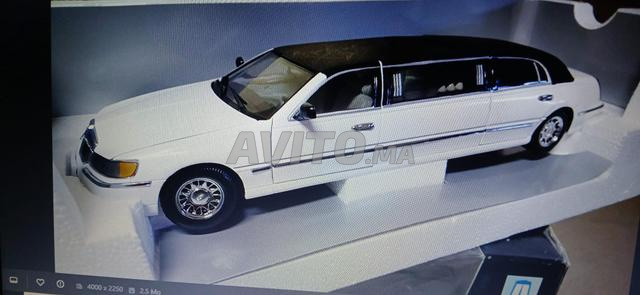 Limousine 1/18
