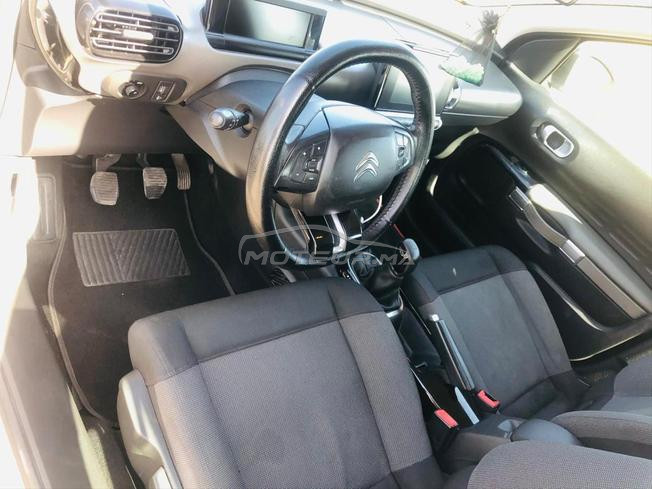 c4 a vendre premier main tres bonne etat 