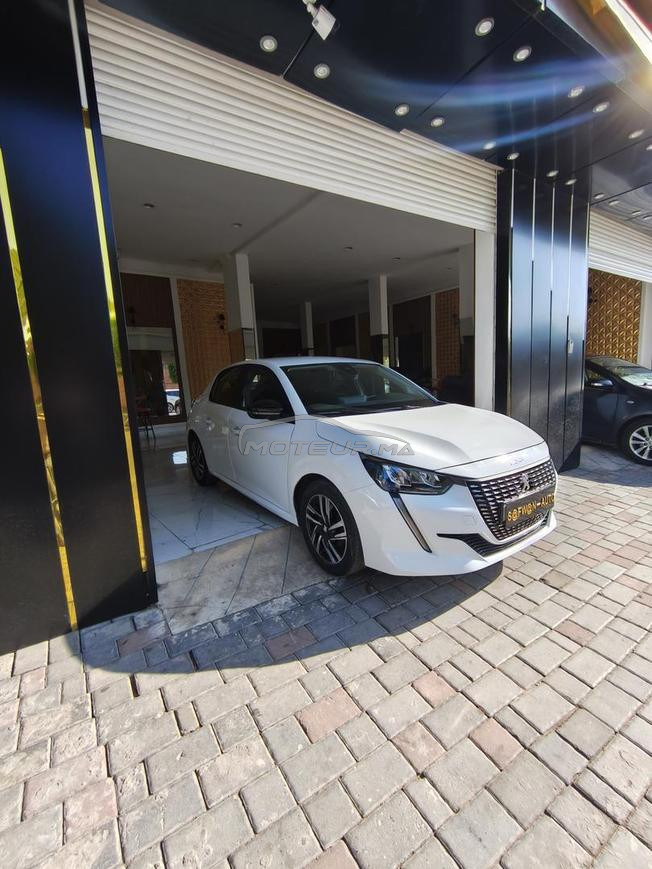 Peugeot 208 mod 2023/12/20 lamlihe 