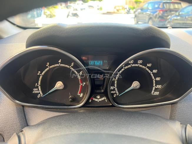Ford fiesta faible kilometrage 