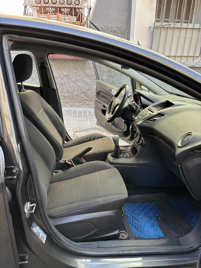 Ford fiesta faible kilometrage 