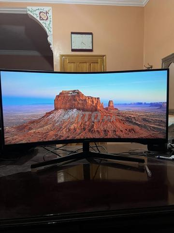 شاشة سامسونج Odyssey G5 34 بوصة - 2