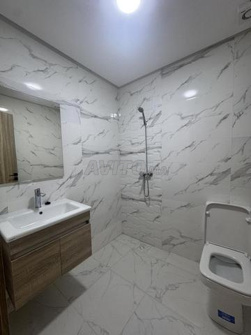 Bel appartement à vendre à Ain Sebaa 97m - 2
