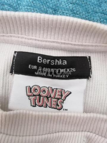 كروب توب Bershka x Looney Tunes S (حالة ممتازة جداً) - 2