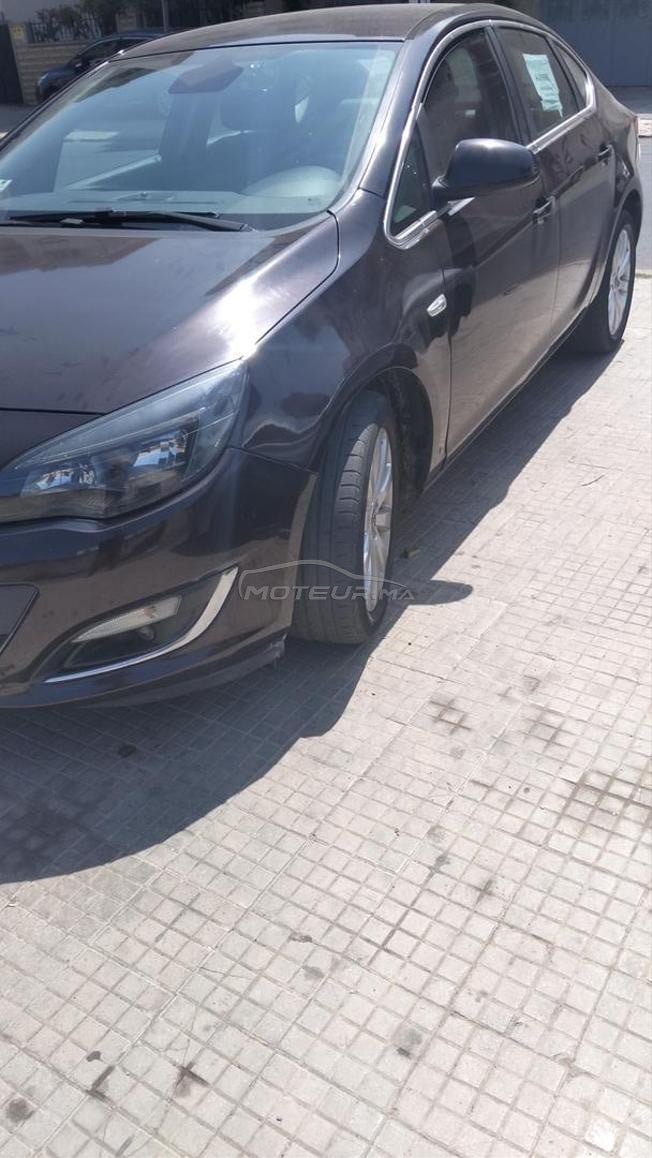 Opel Astra Diesel Manuelle 2014 à Salé