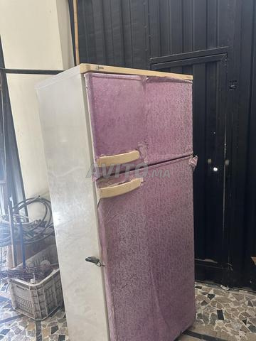 Réfrigérateur ancien modèle - 2