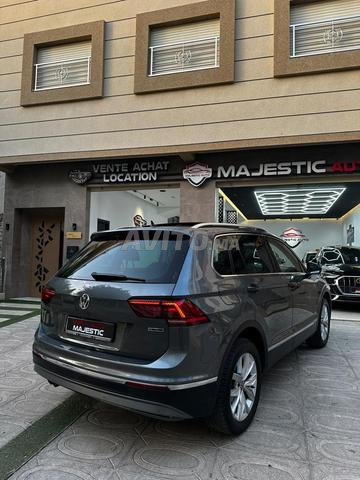 Volkswagen Tiguan - 2