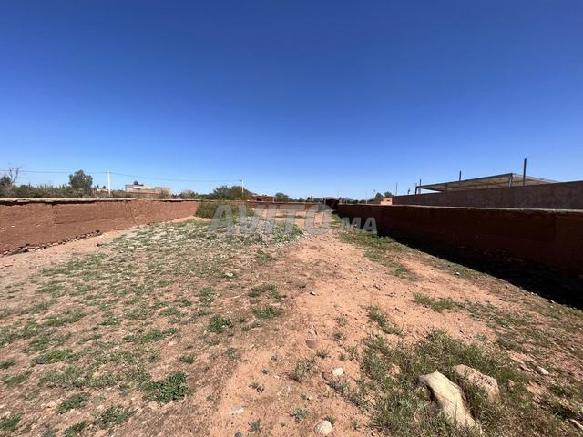 Terrain titré 840 m² à Aït Ourir – Vue montagnes