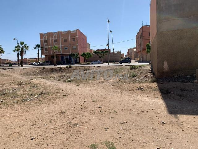 أرض للبيع في موقع مميز - 2