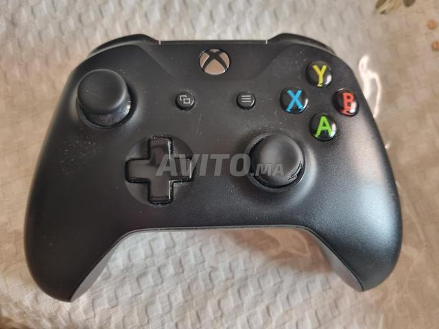 Xbox One S - 2