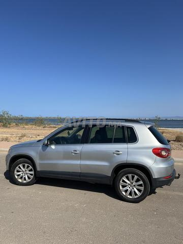 Volkswagen Tiguan - 2